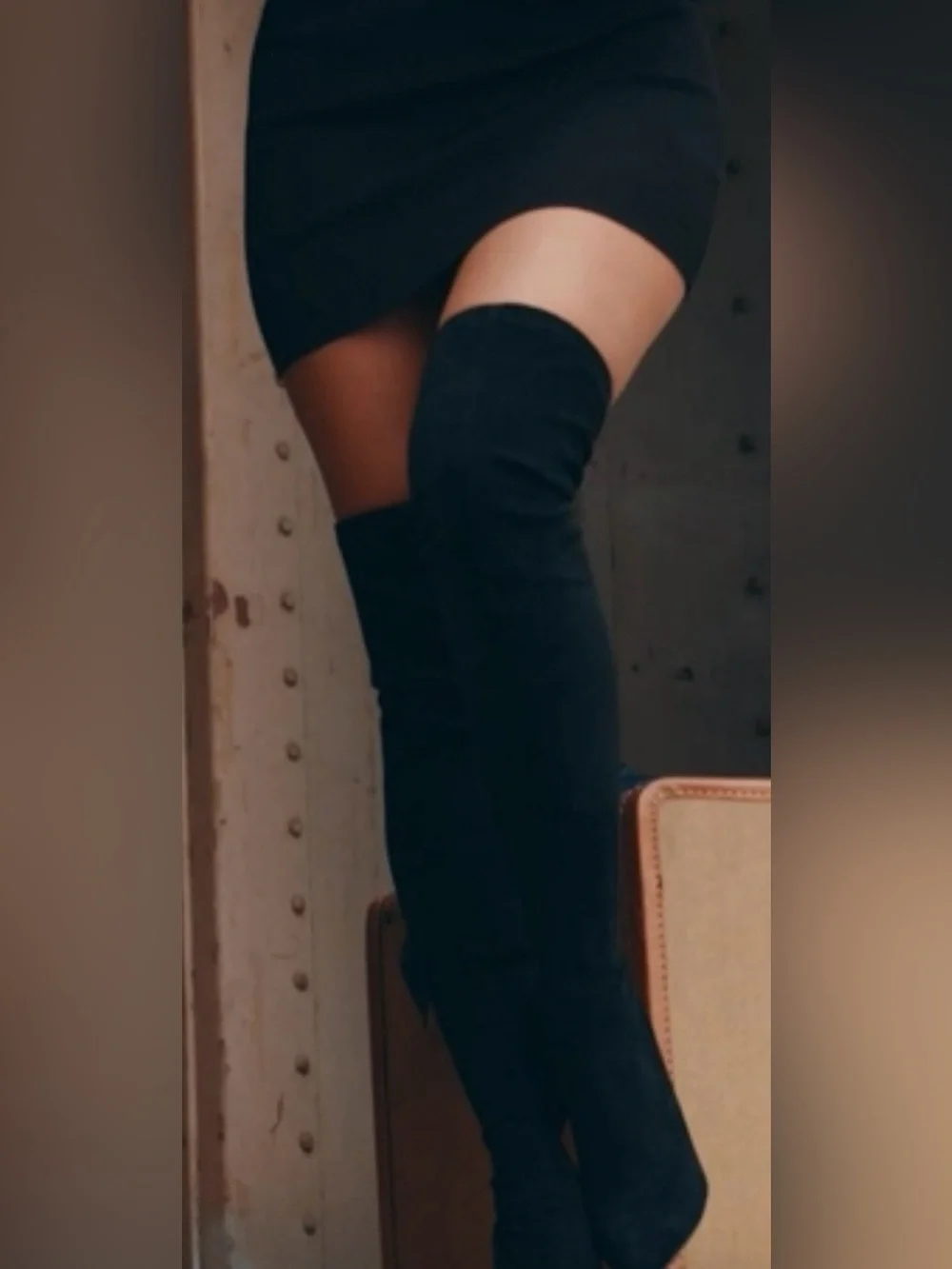 Fashion Nova Black Over-the-Knee Suede Block Heel Boots Size 8